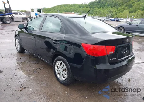 2011 Kia Forte Ex z USA, uszkodzony, nr VIN KNAFU4A22B5351663